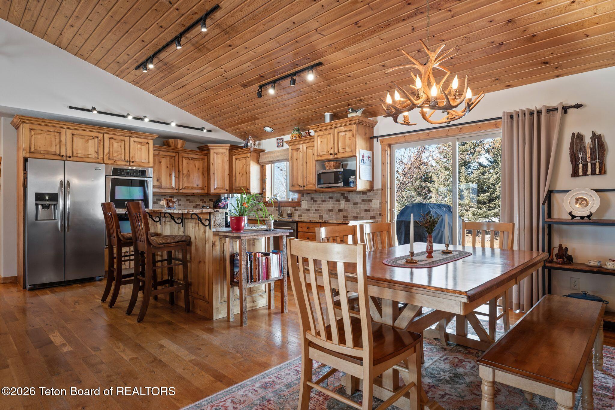 1690 PROUDFOOT Lane
