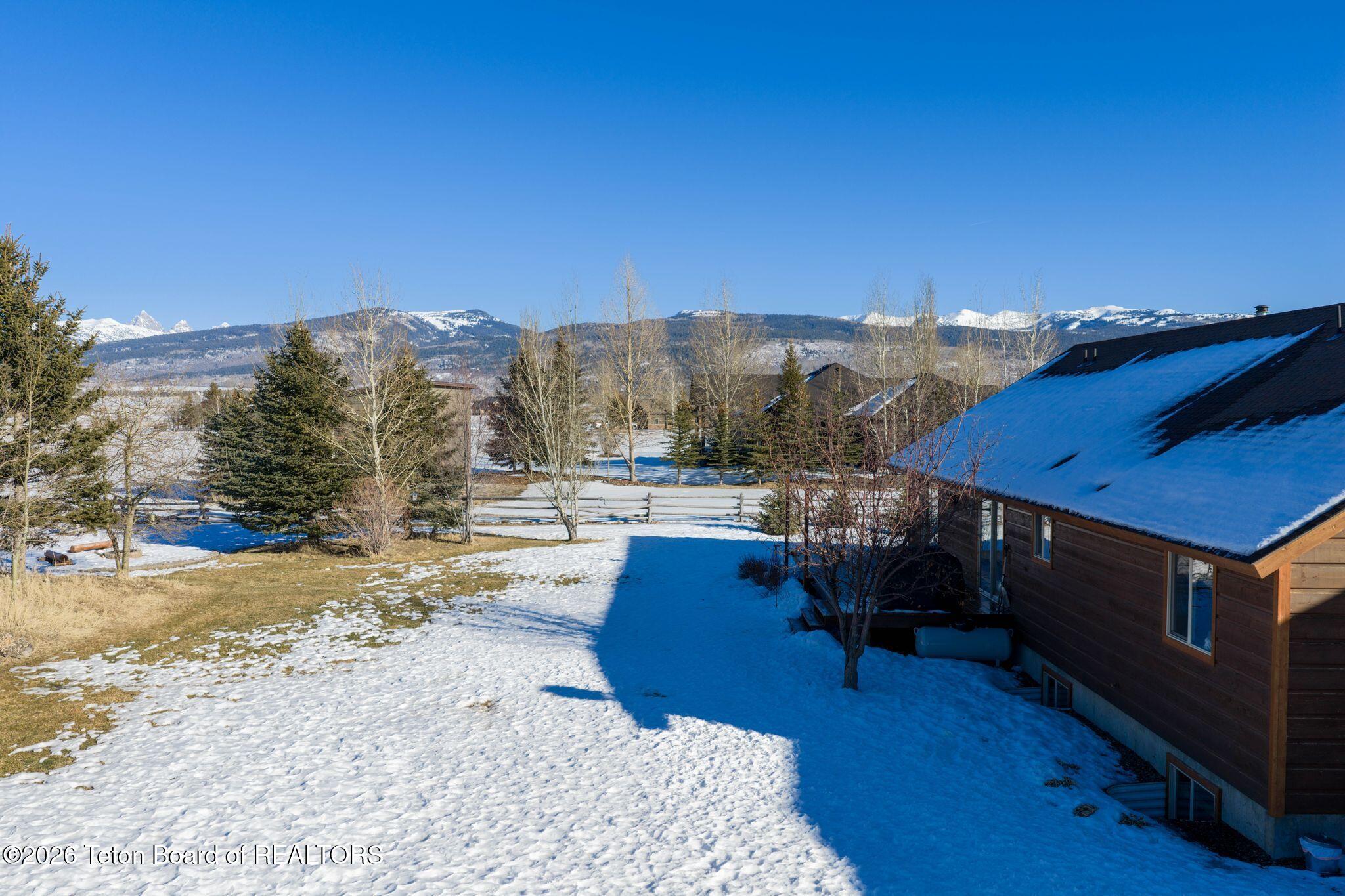 1690 PROUDFOOT Lane