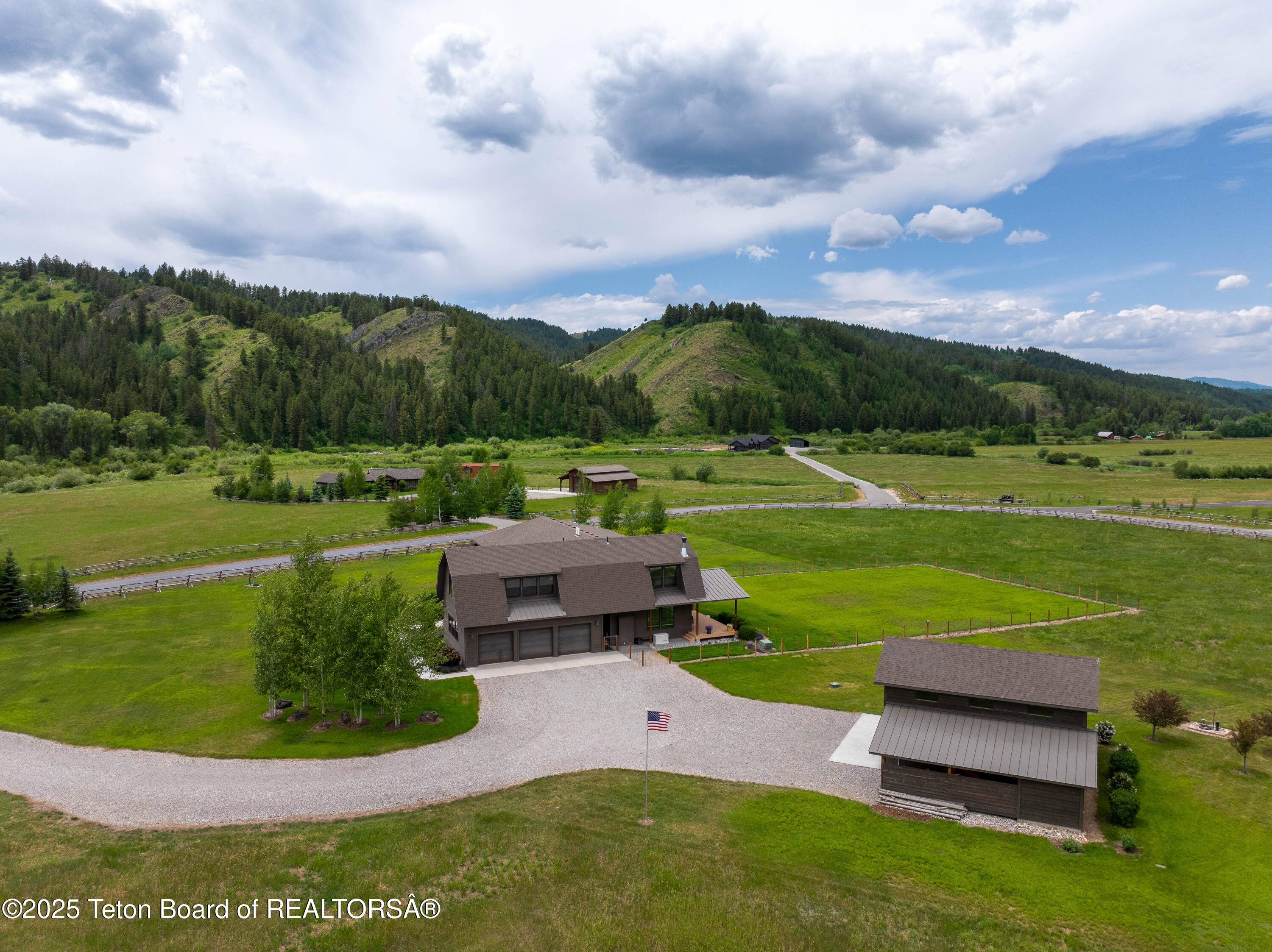 293 SALT RIVER RANCH Lane