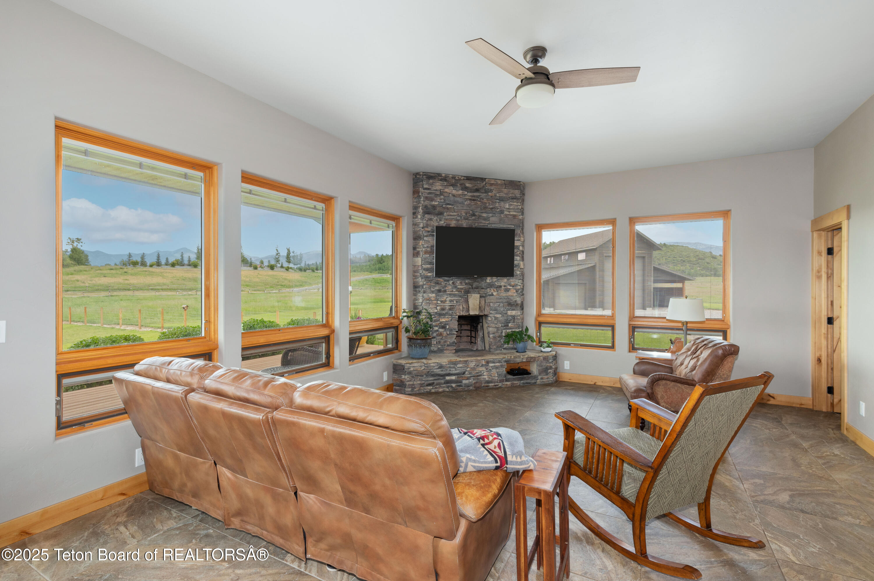 293 SALT RIVER RANCH Lane