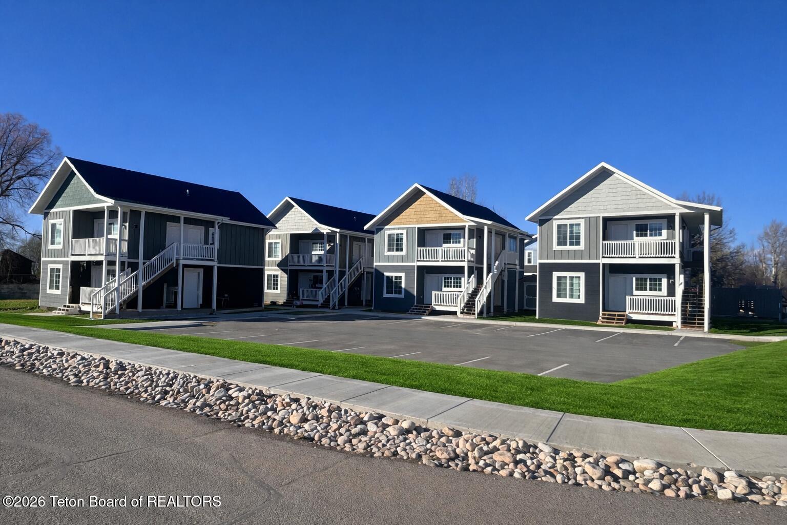 650 CENTENNIAL MOUNTAIN Street