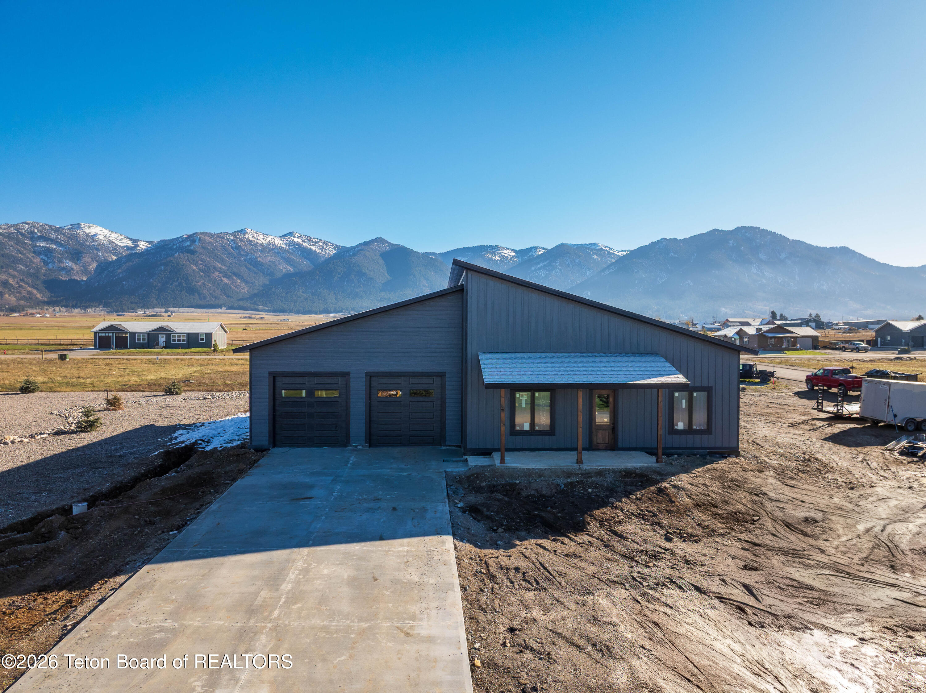 524 LITTLE GREY'S Loop