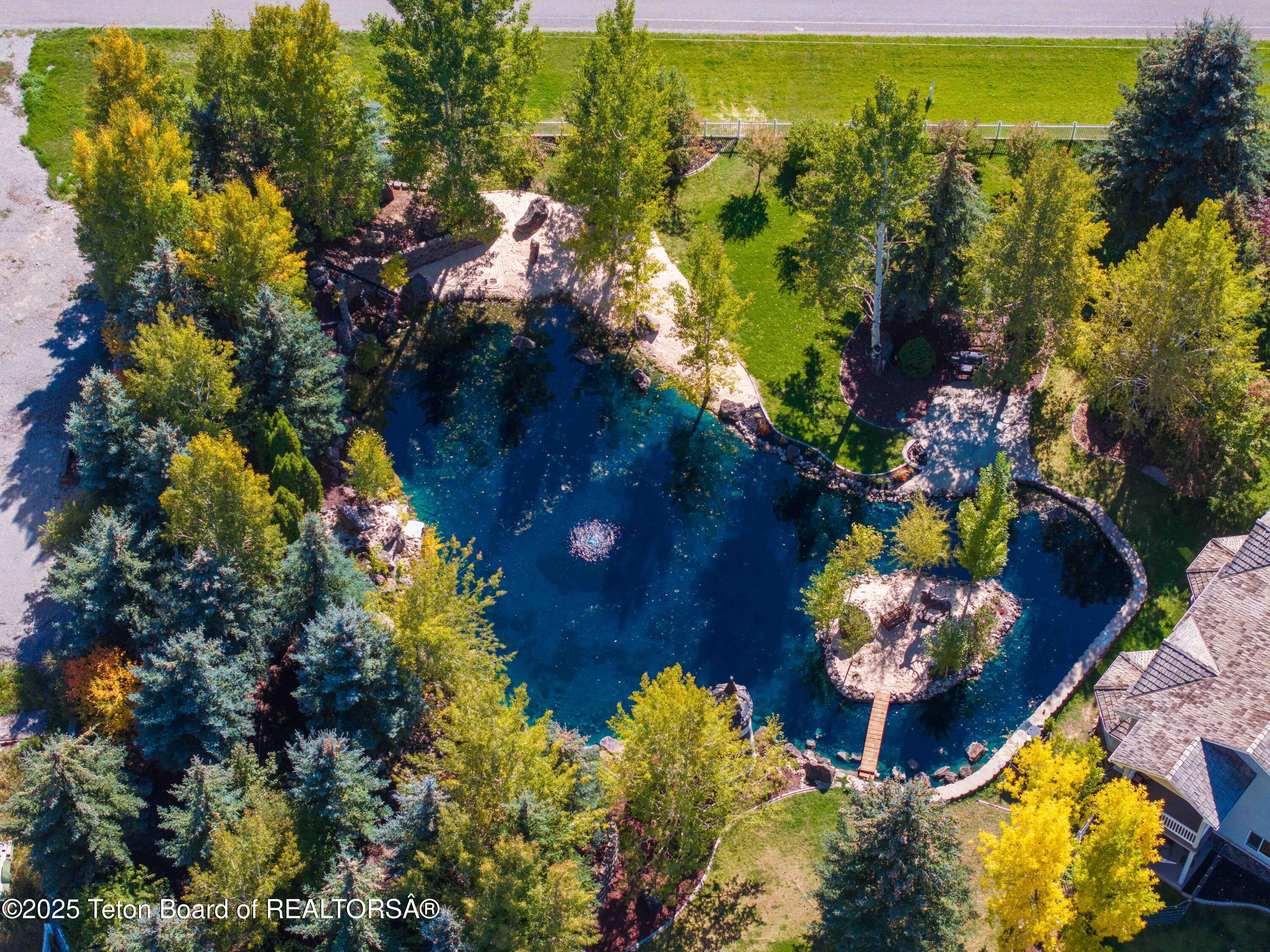 1255 LOST CREEK Road