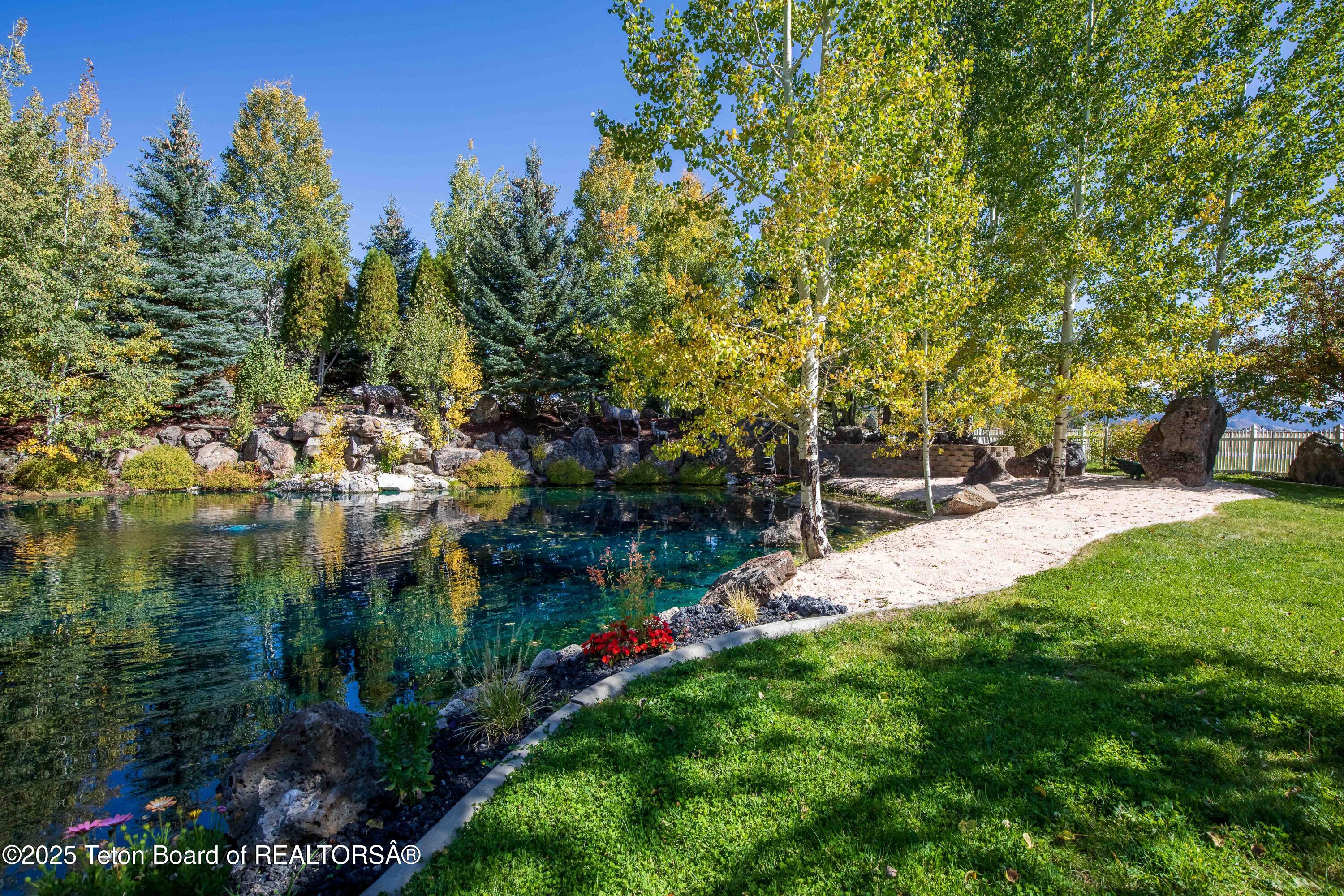 1255 LOST CREEK Road