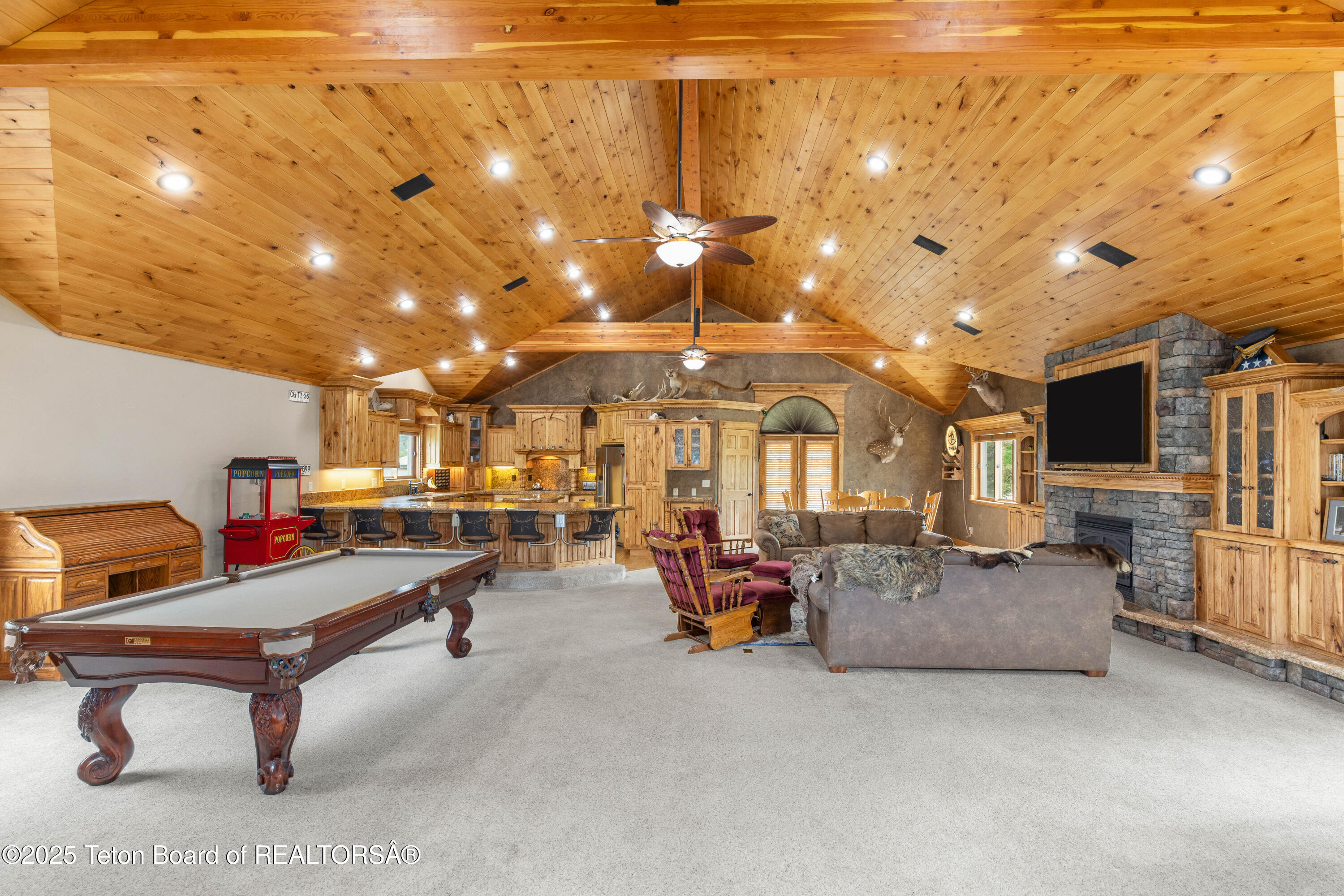 1255 LOST CREEK Road