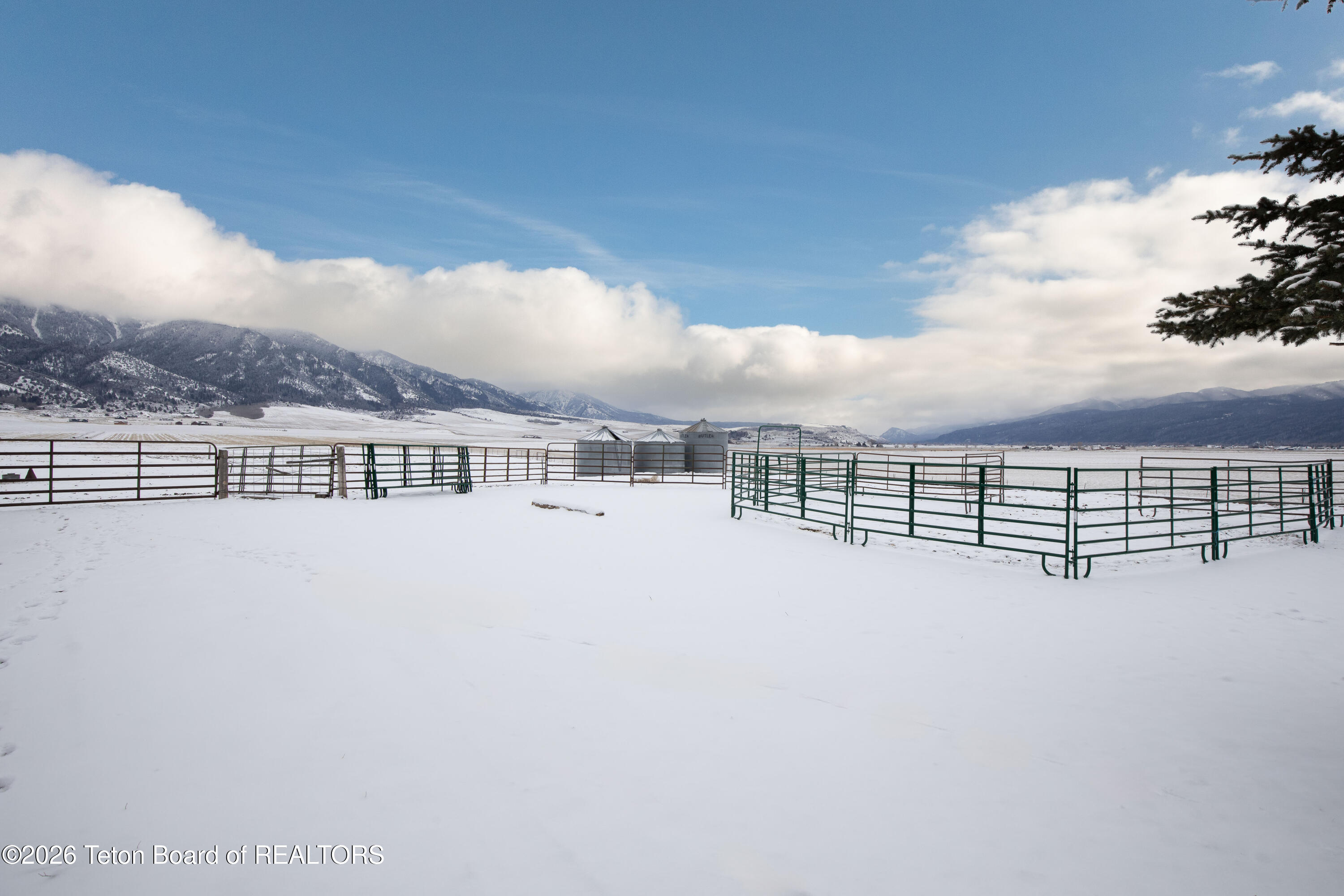 2226 IRWIN NORTH Road