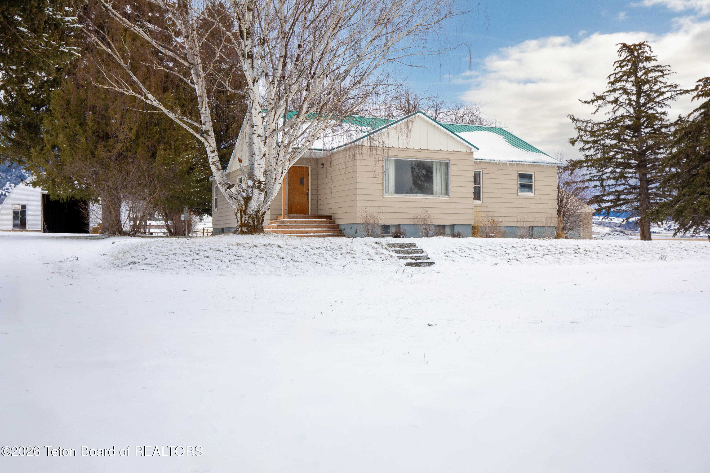 2226 IRWIN NORTH Road