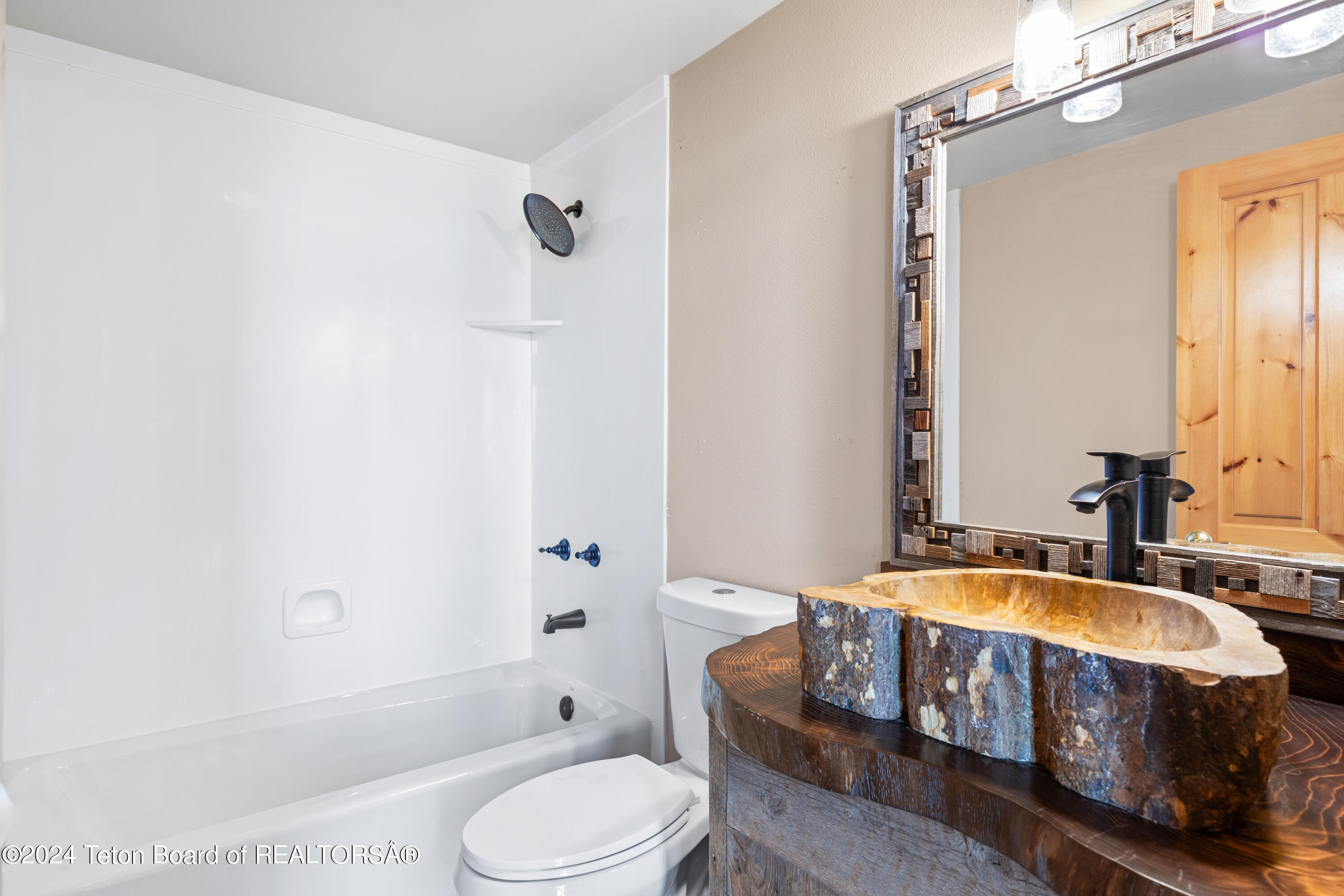 651 UPPER STEWART CREEK Road