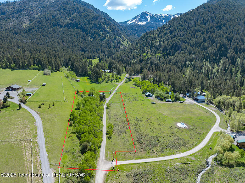 2883 STEWART TRL Road