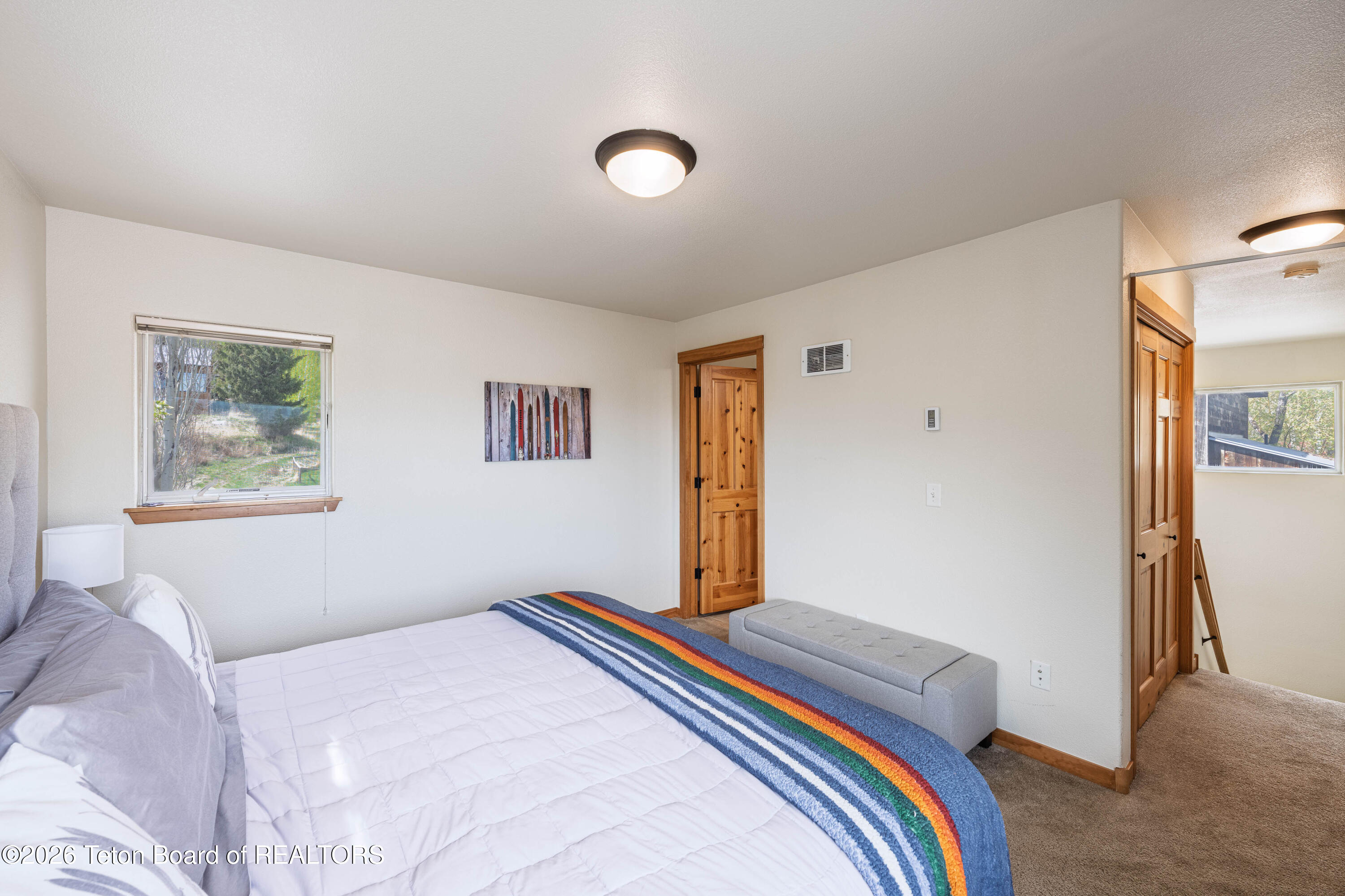 555 CACHE CREEK Drive