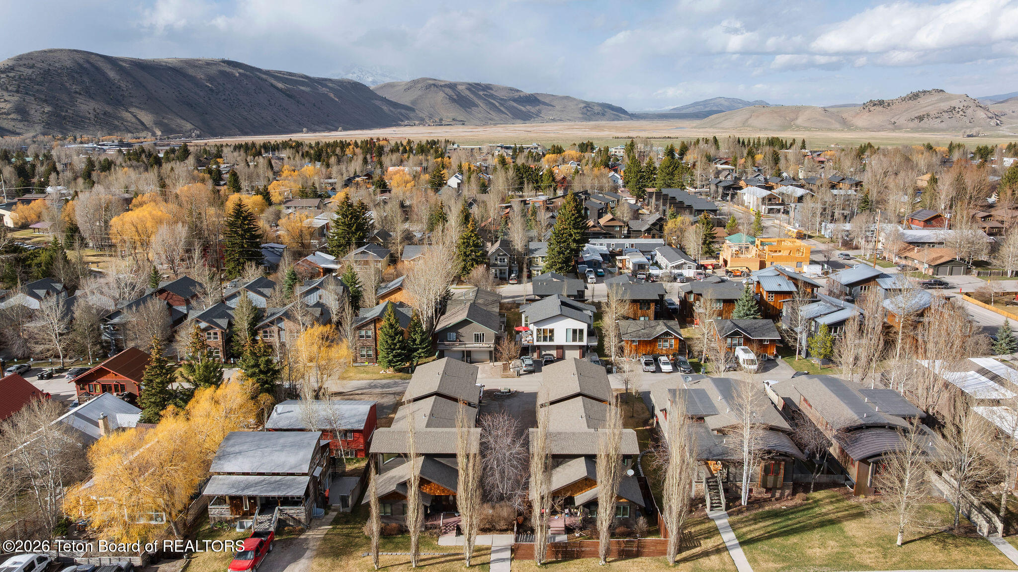 555 CACHE CREEK Drive