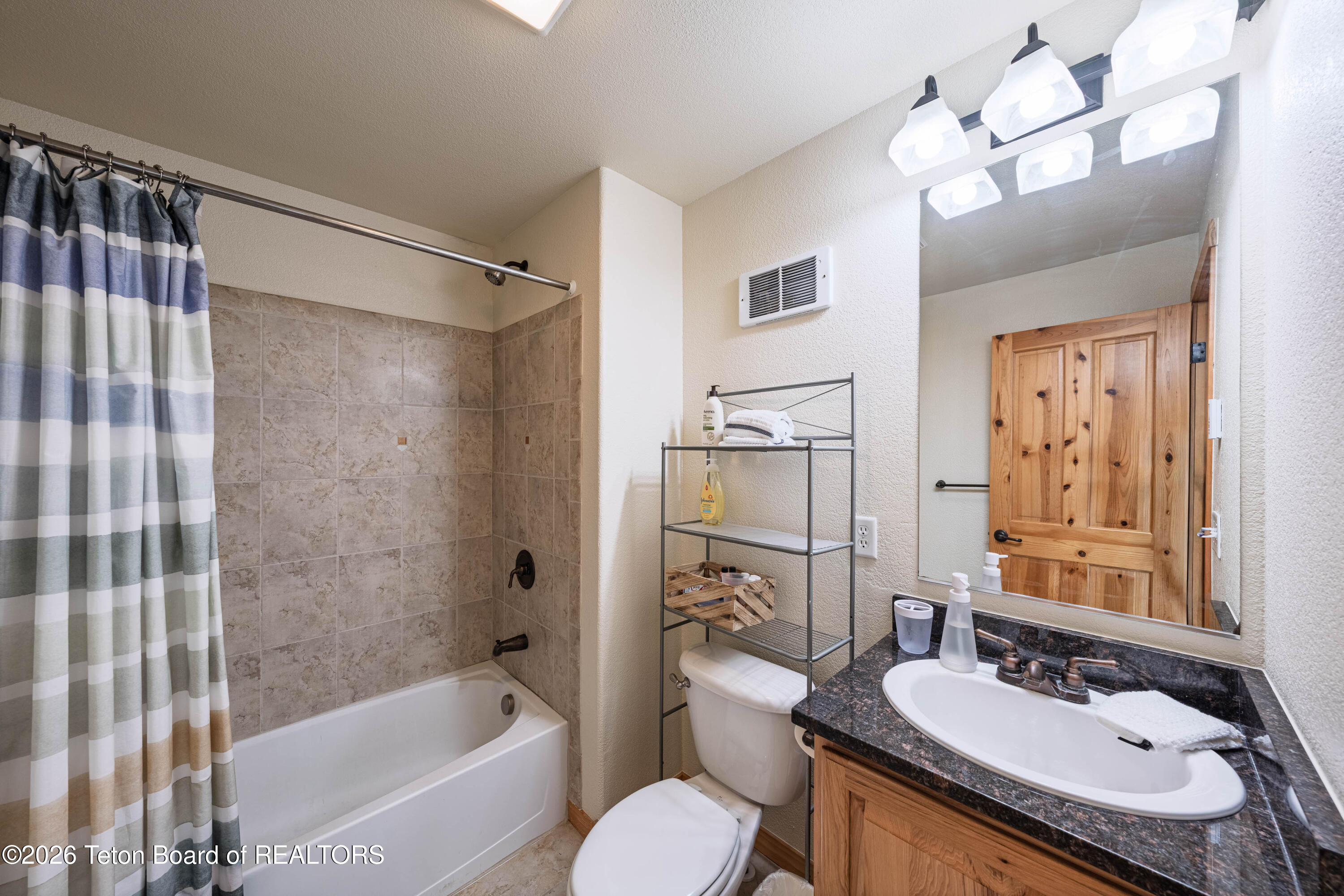555 CACHE CREEK Drive