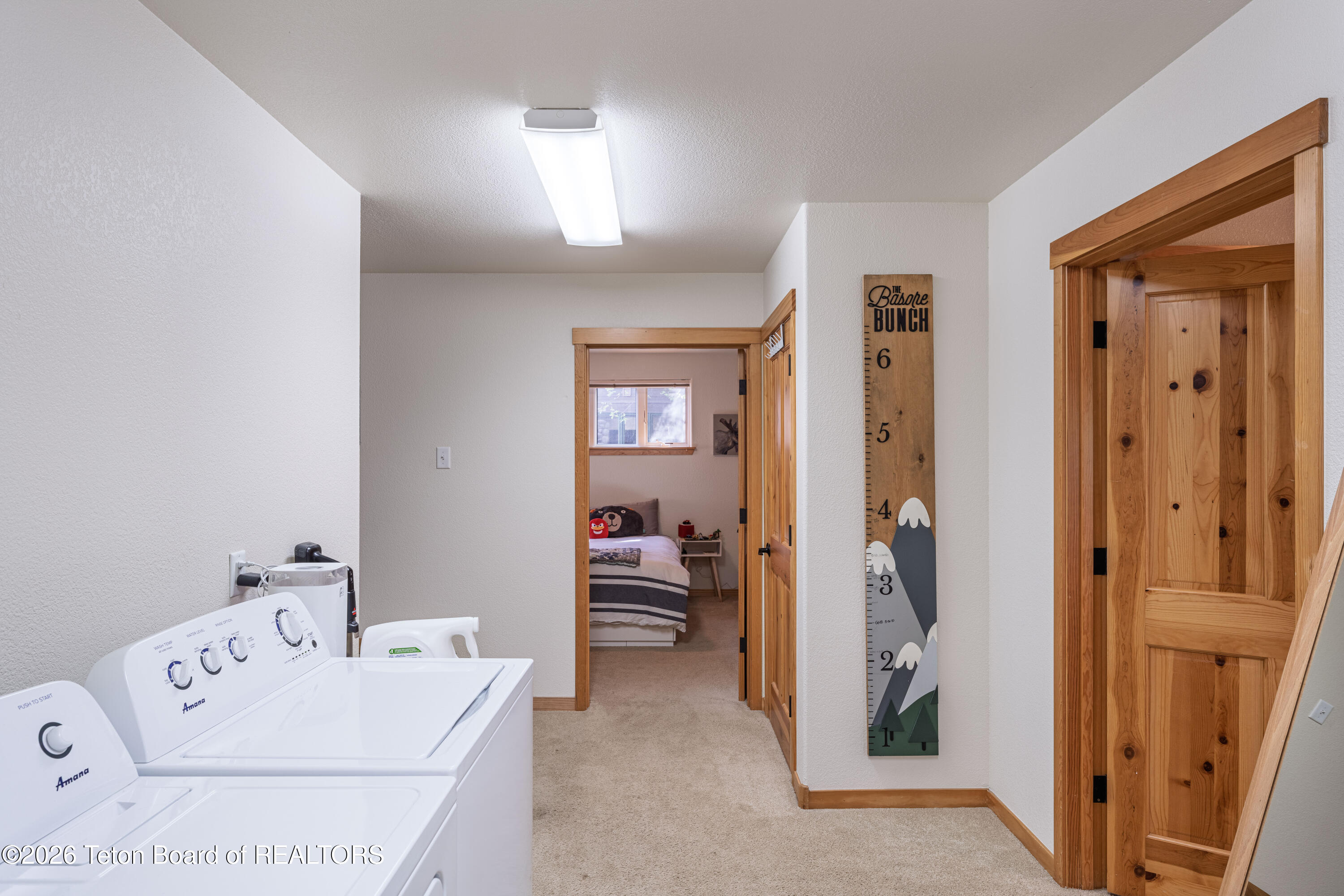555 CACHE CREEK Drive