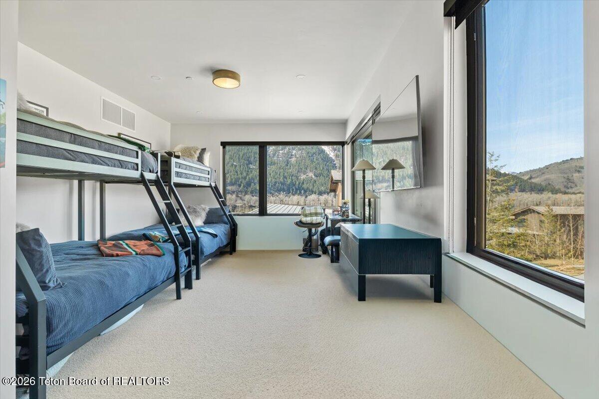 14270 WAGON Road