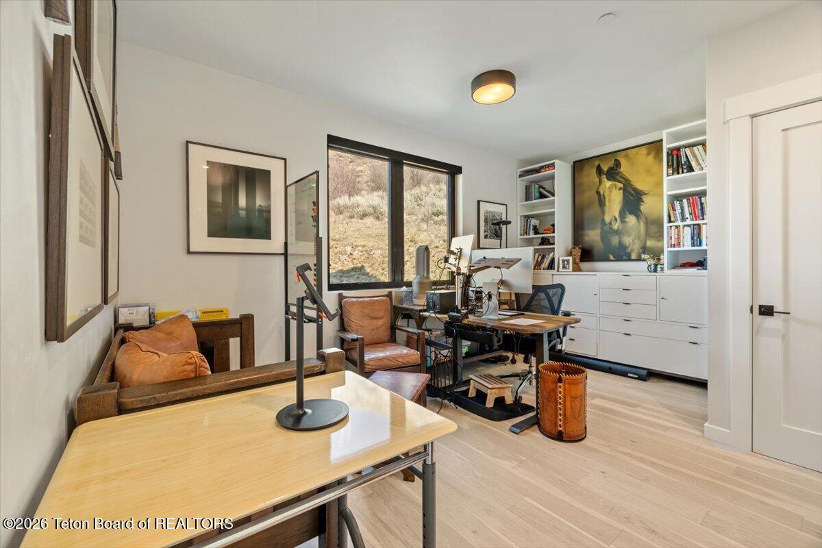 14270 WAGON Road