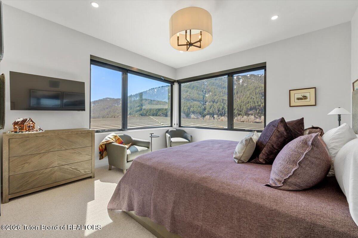 14270 WAGON Road