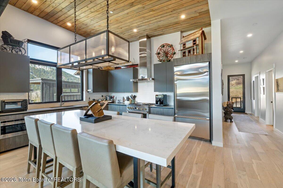 14270 WAGON Road