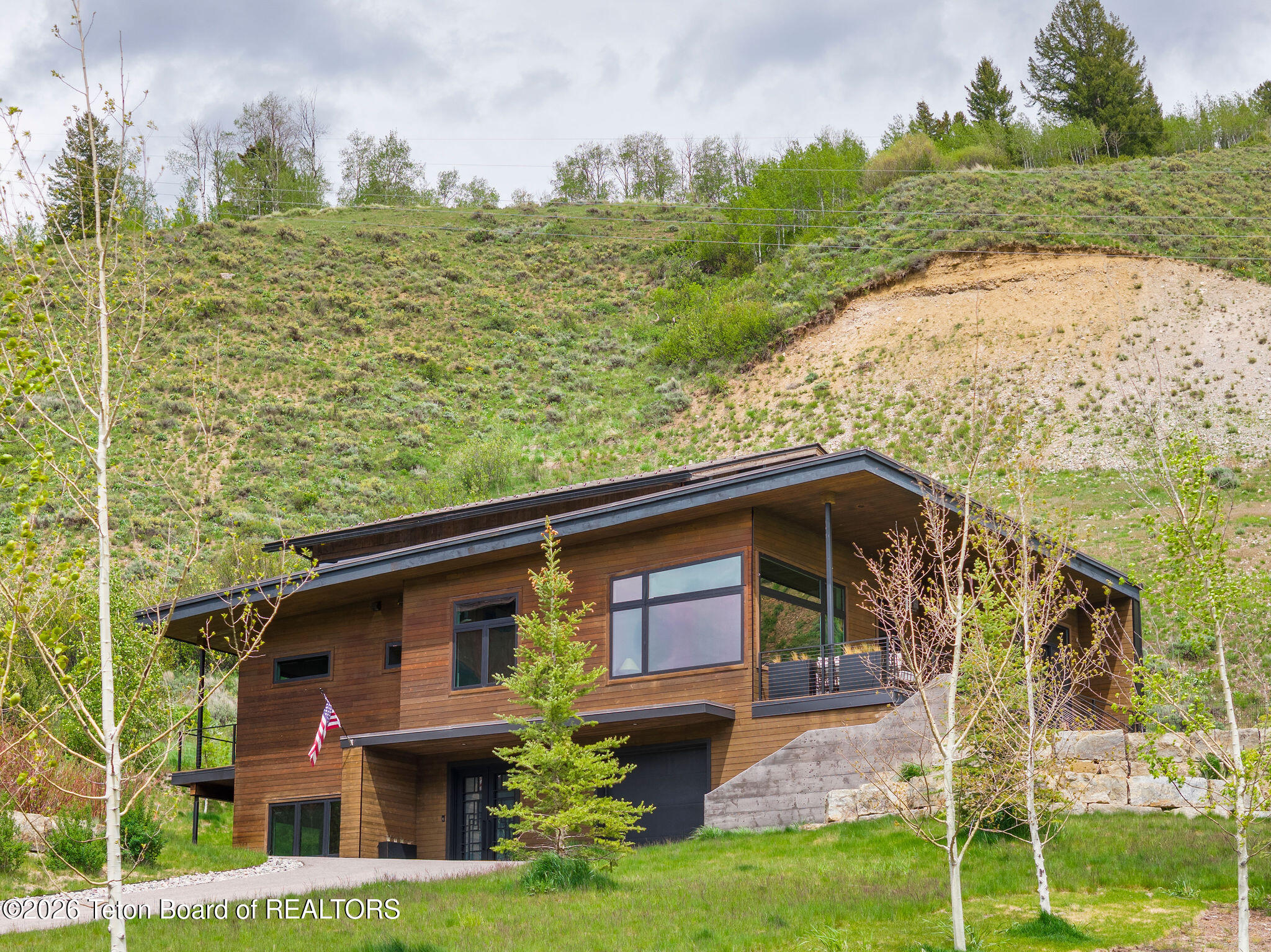 14270 WAGON Road