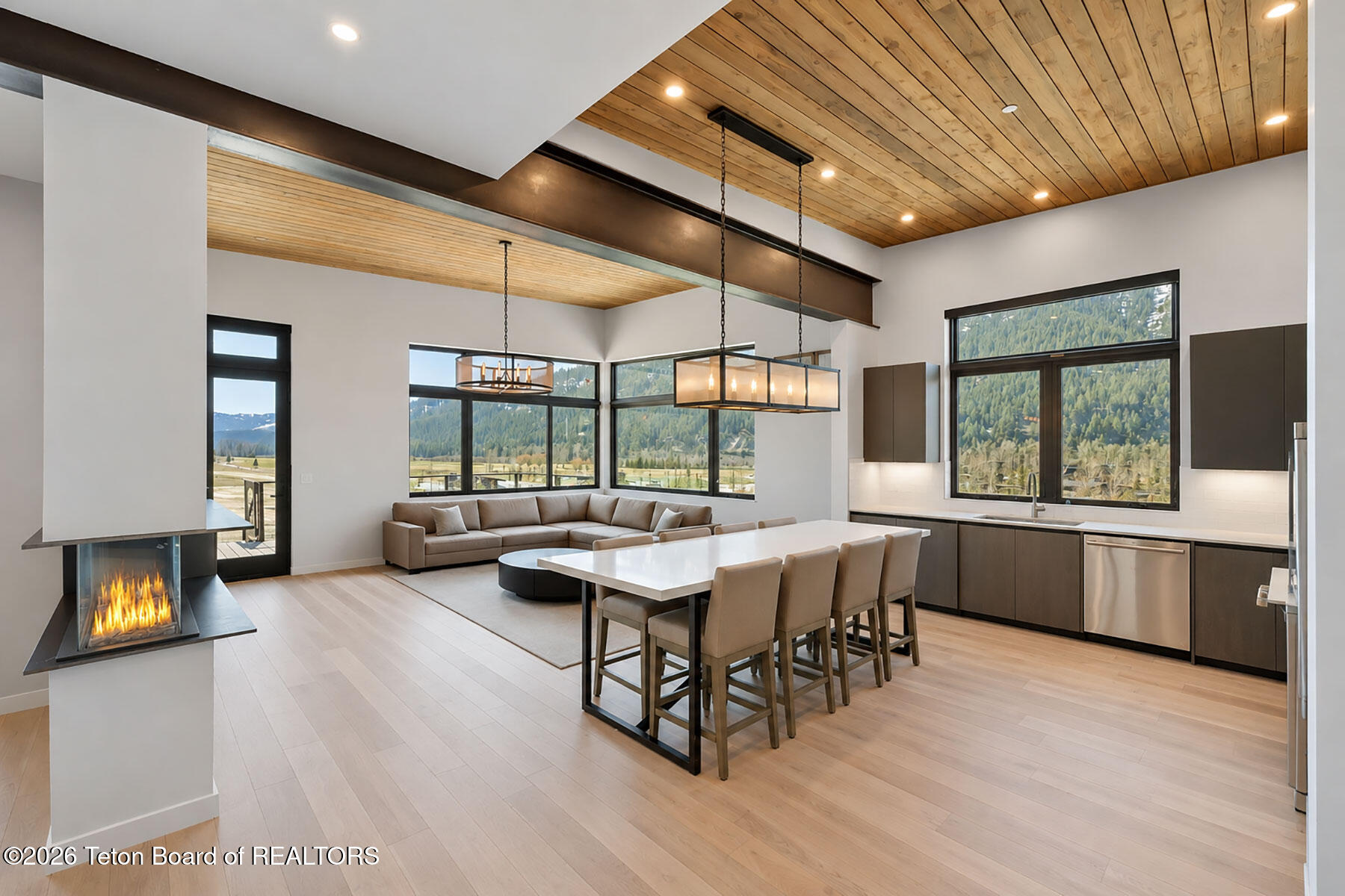 14270 WAGON Road