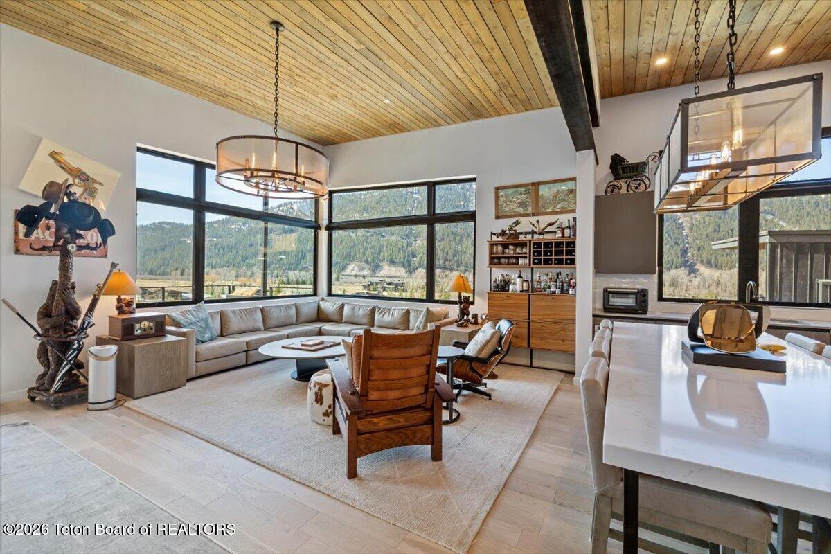 14270 WAGON Road