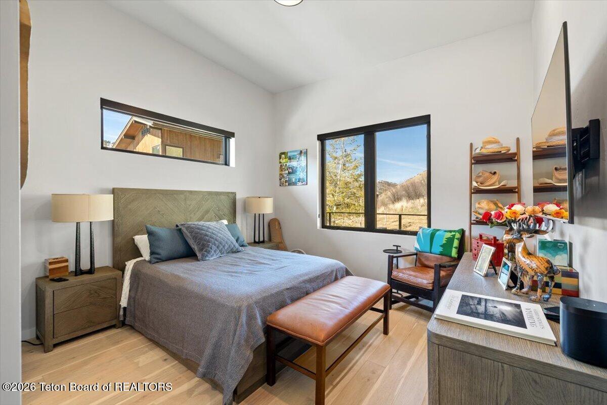 14270 WAGON Road