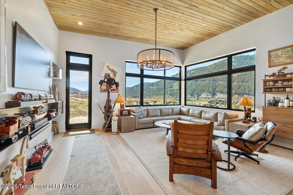 14270 WAGON Road