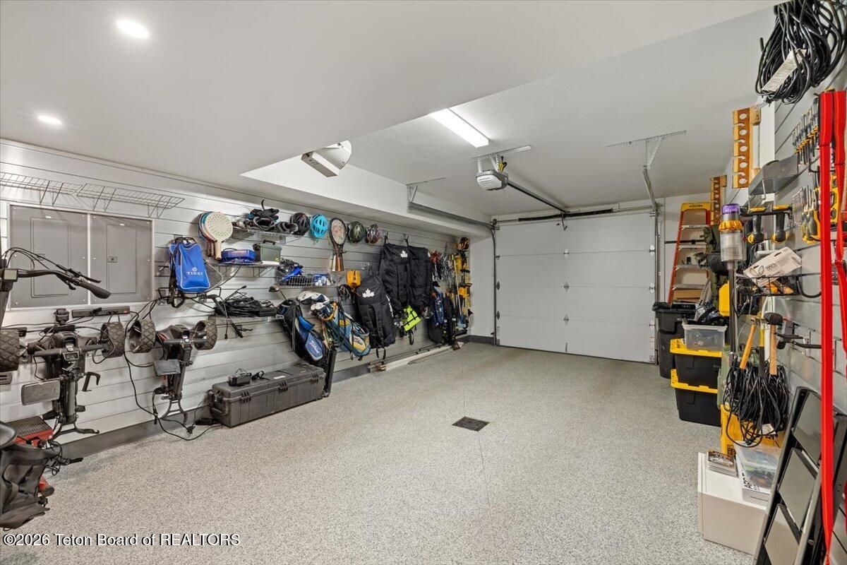 14270 WAGON Road