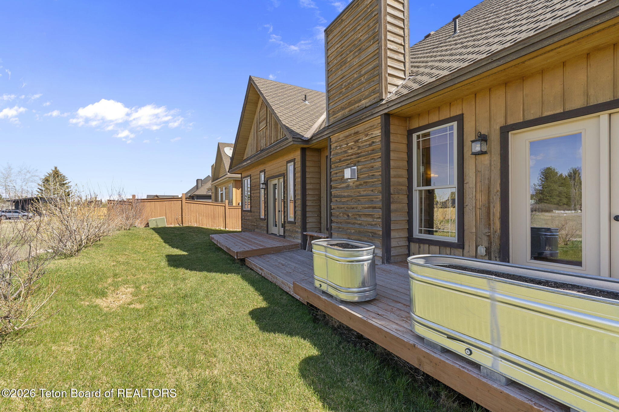 60 BAYWOOD Drive