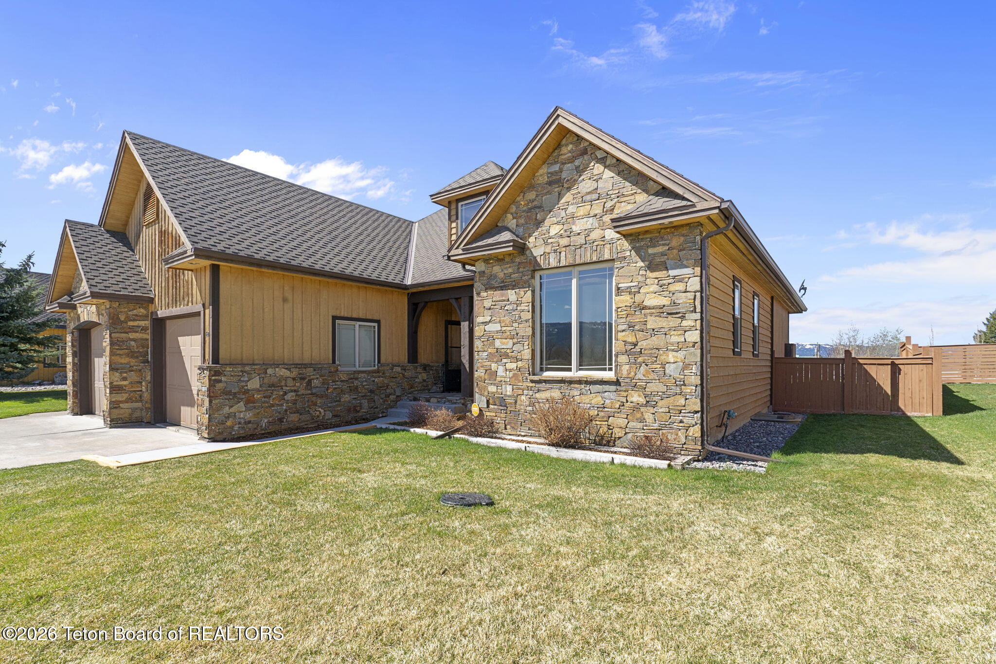 60 BAYWOOD Drive