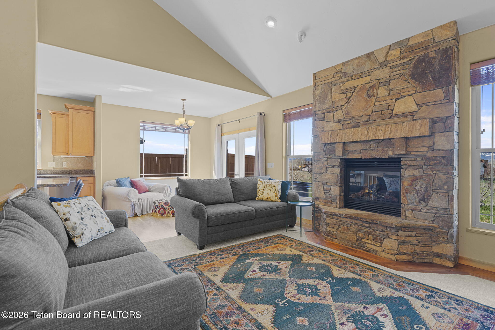60 BAYWOOD Drive