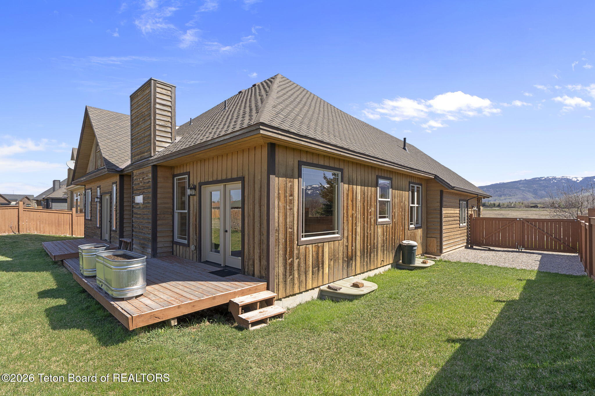 60 BAYWOOD Drive