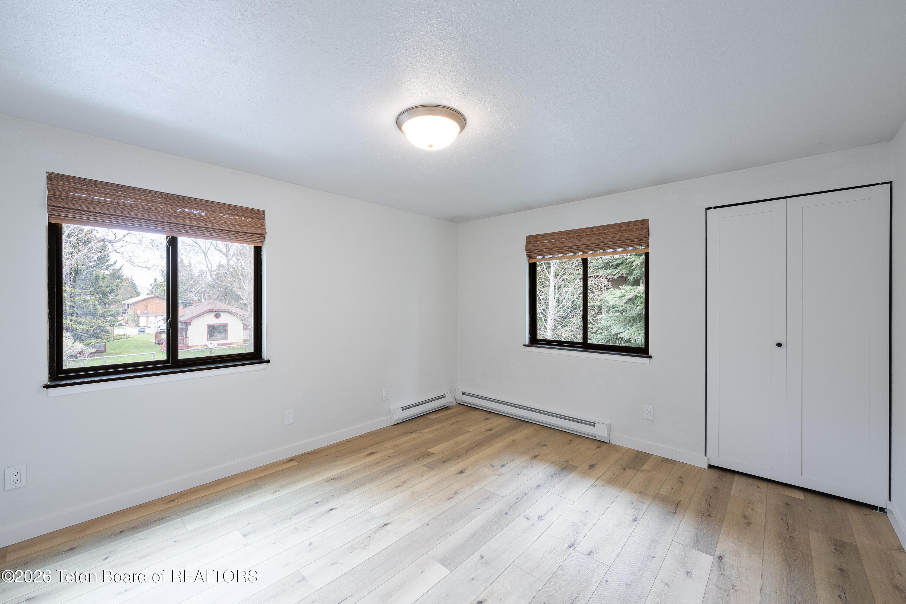 360 E SIMPSON Avenue 20