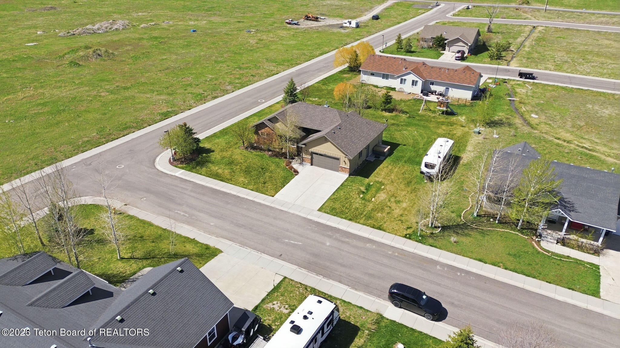 8840 AURORA Drive