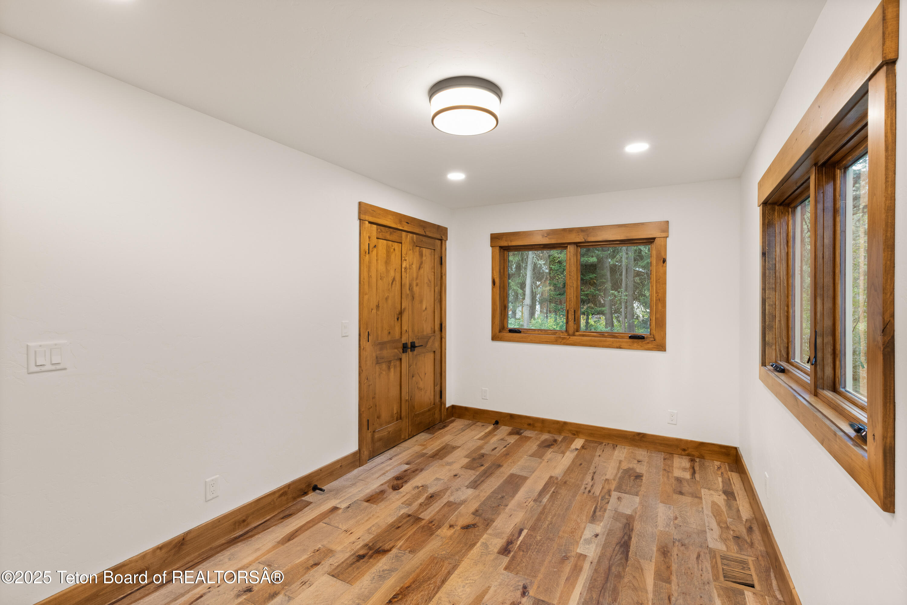 285 SPRUCE Street
