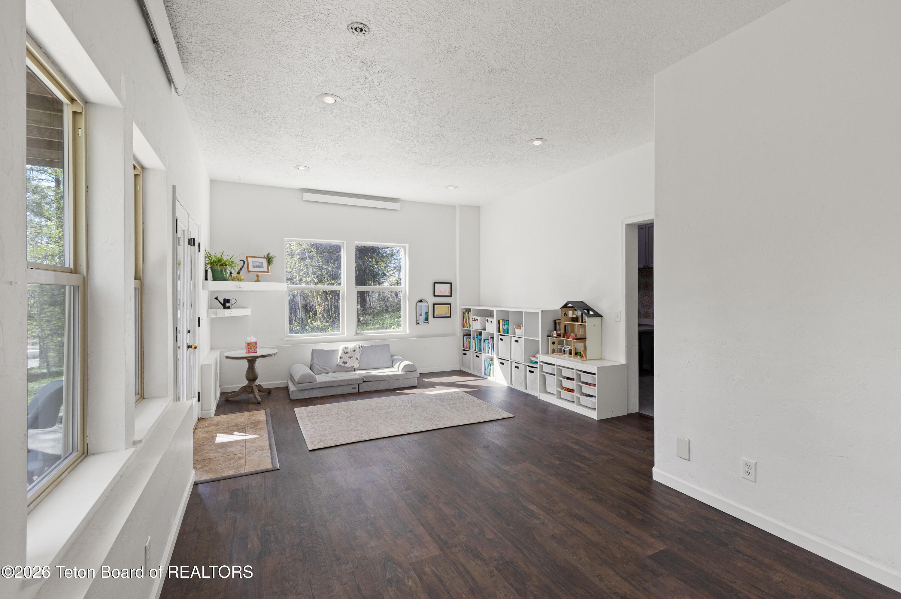 96 OAK Drive