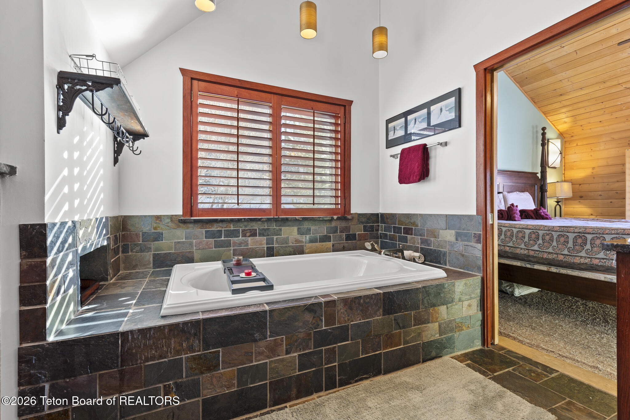 176 ASPEN Lane