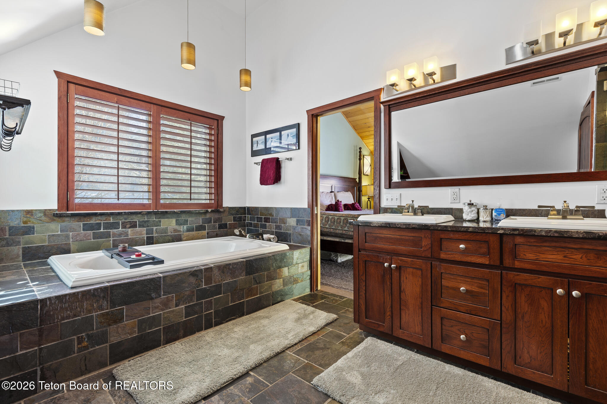 176 ASPEN Lane