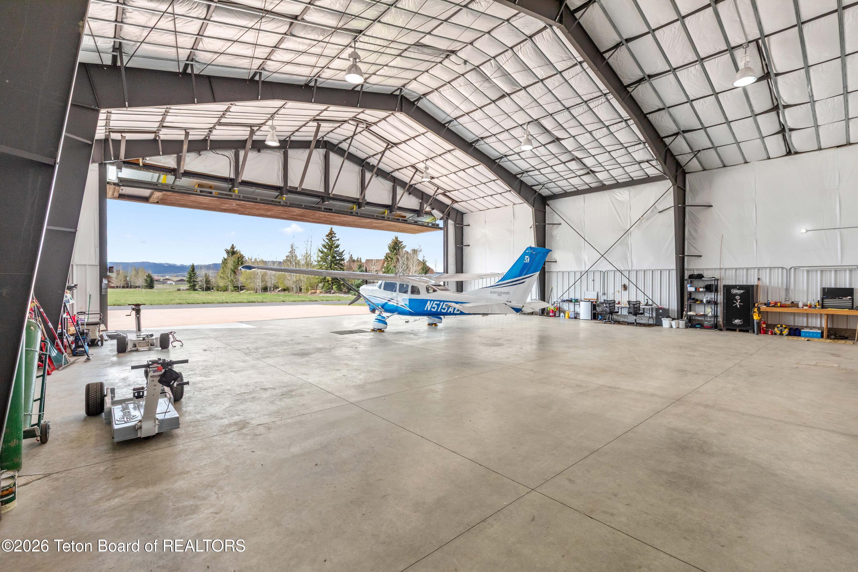 180 W CITATION Street