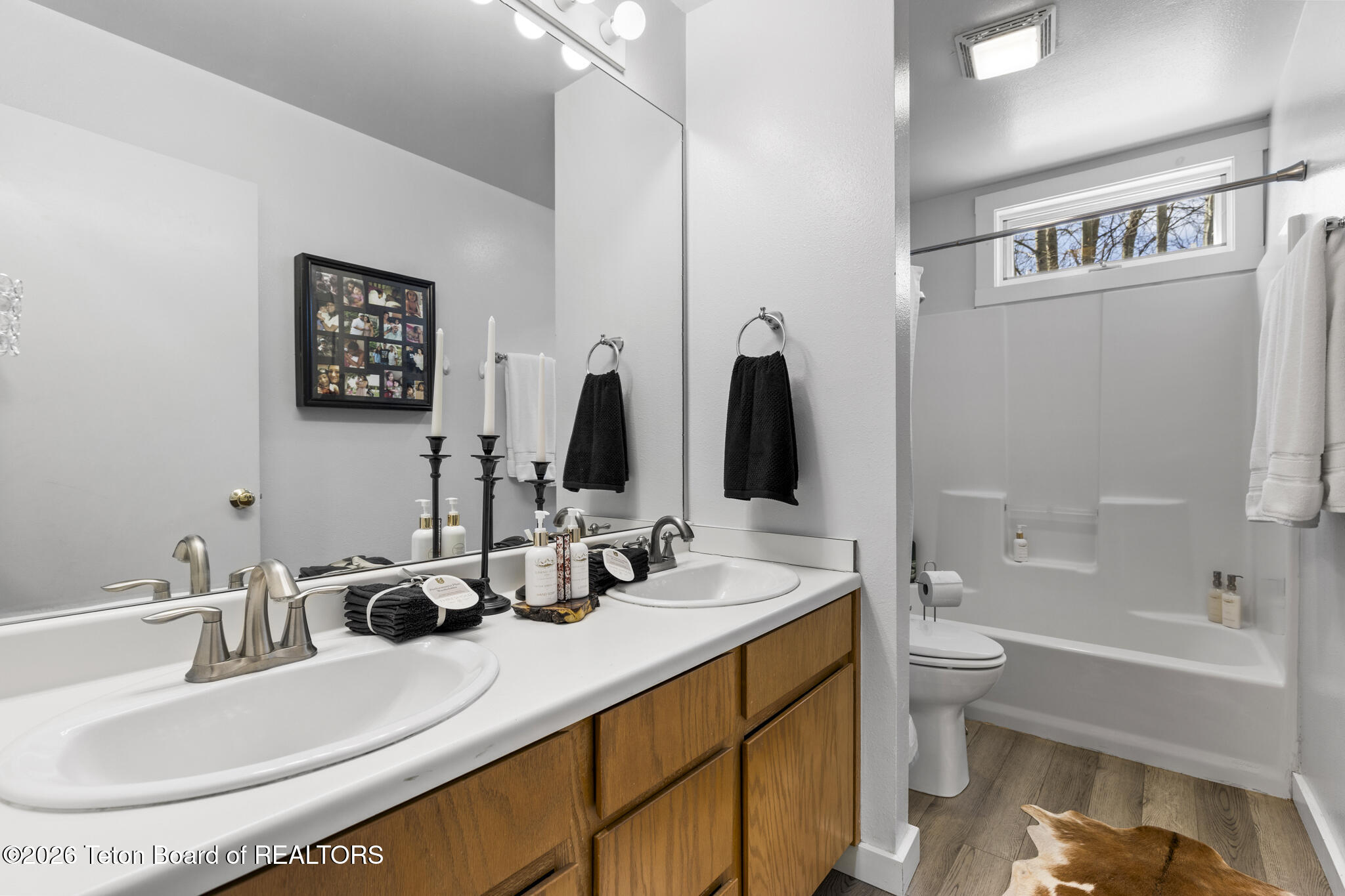 4085 BALSAM Lane