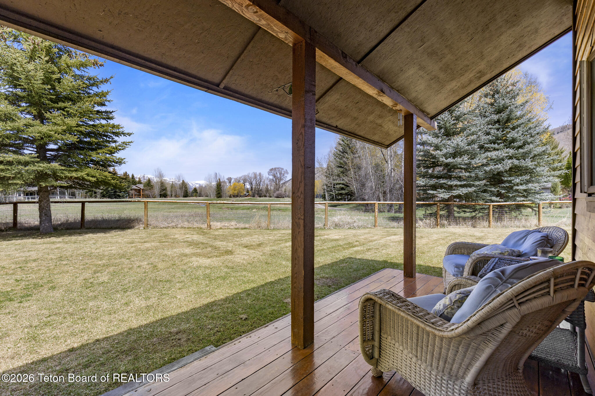 4085 BALSAM Lane