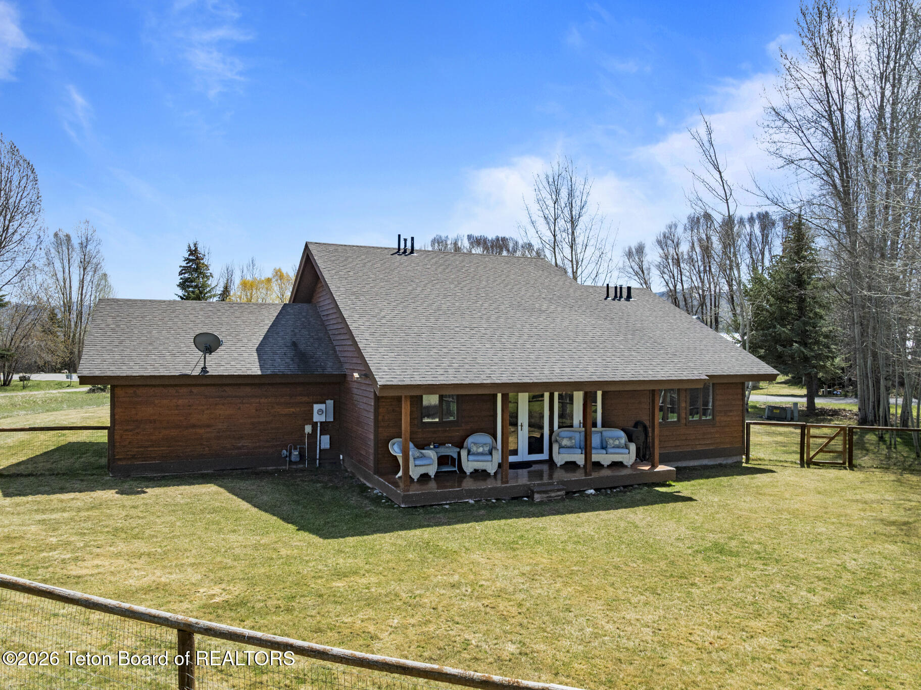 4085 BALSAM Lane
