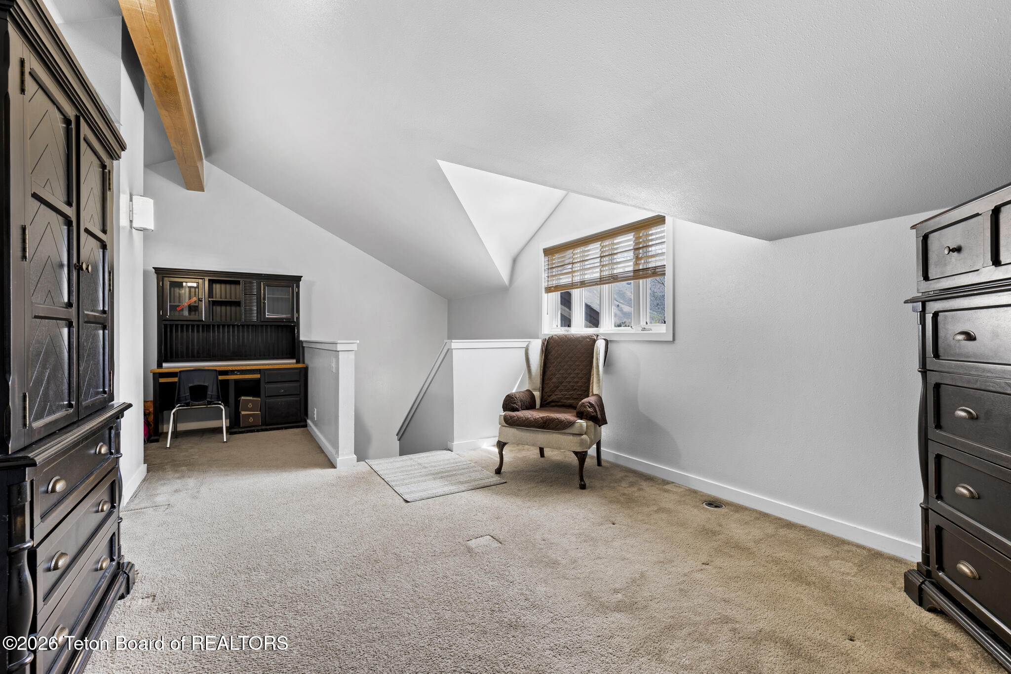 4085 BALSAM Lane