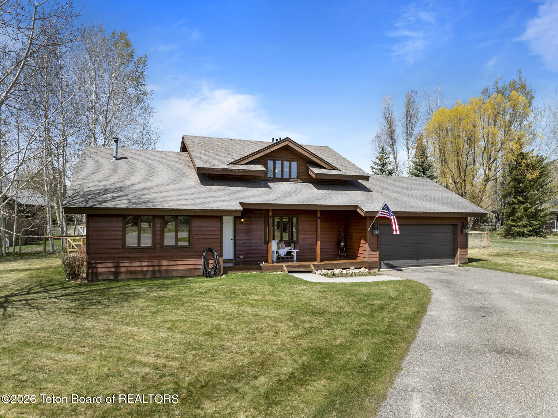 4085 BALSAM Lane