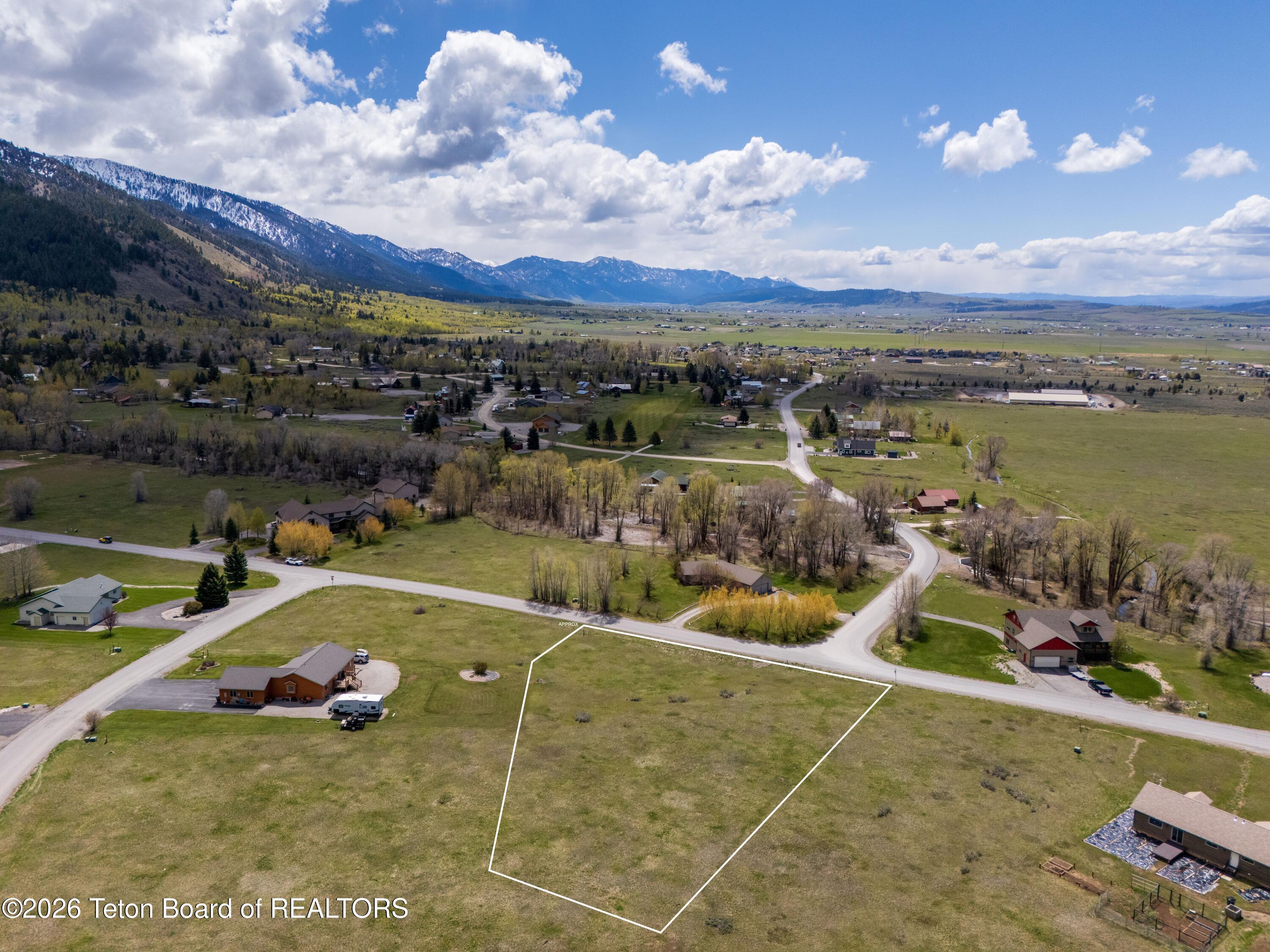 905 CEDAR CREEK Drive