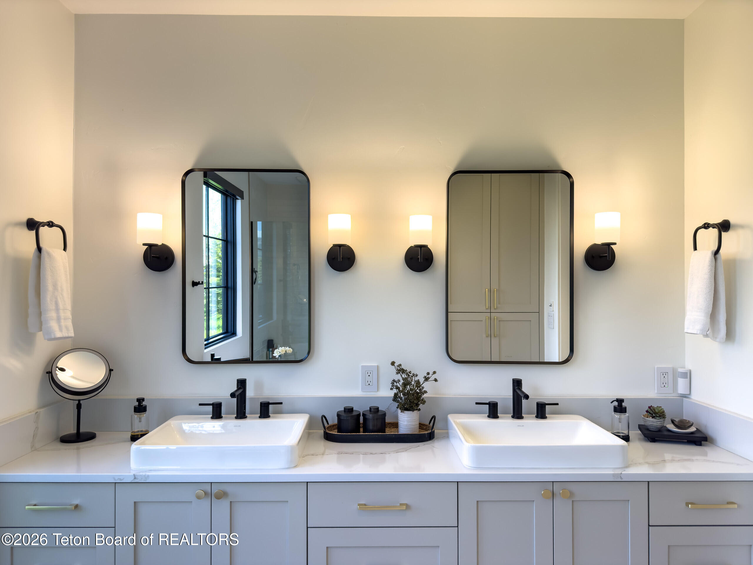 1055 MOURNING DOVE Court