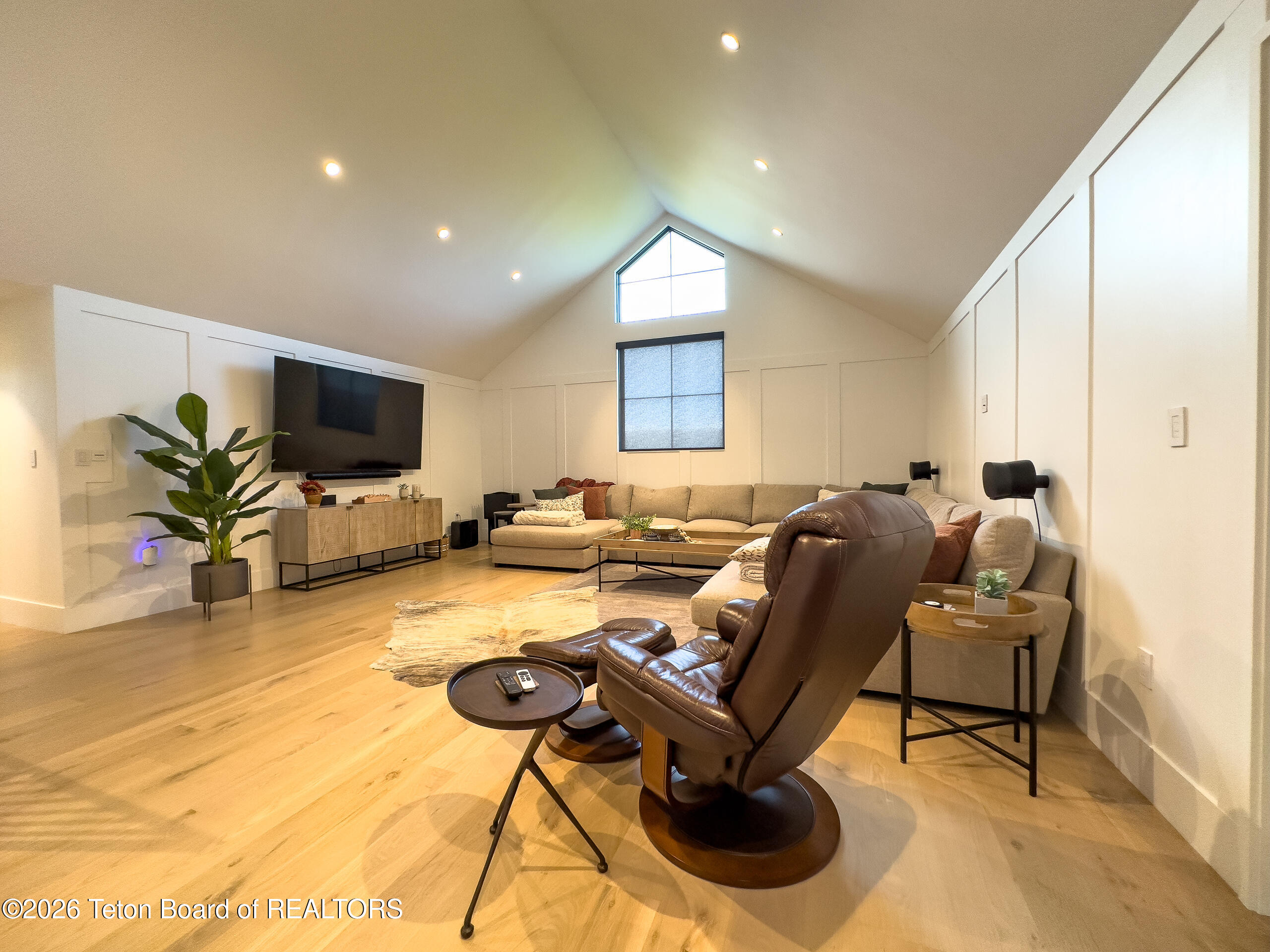 1055 MOURNING DOVE Court