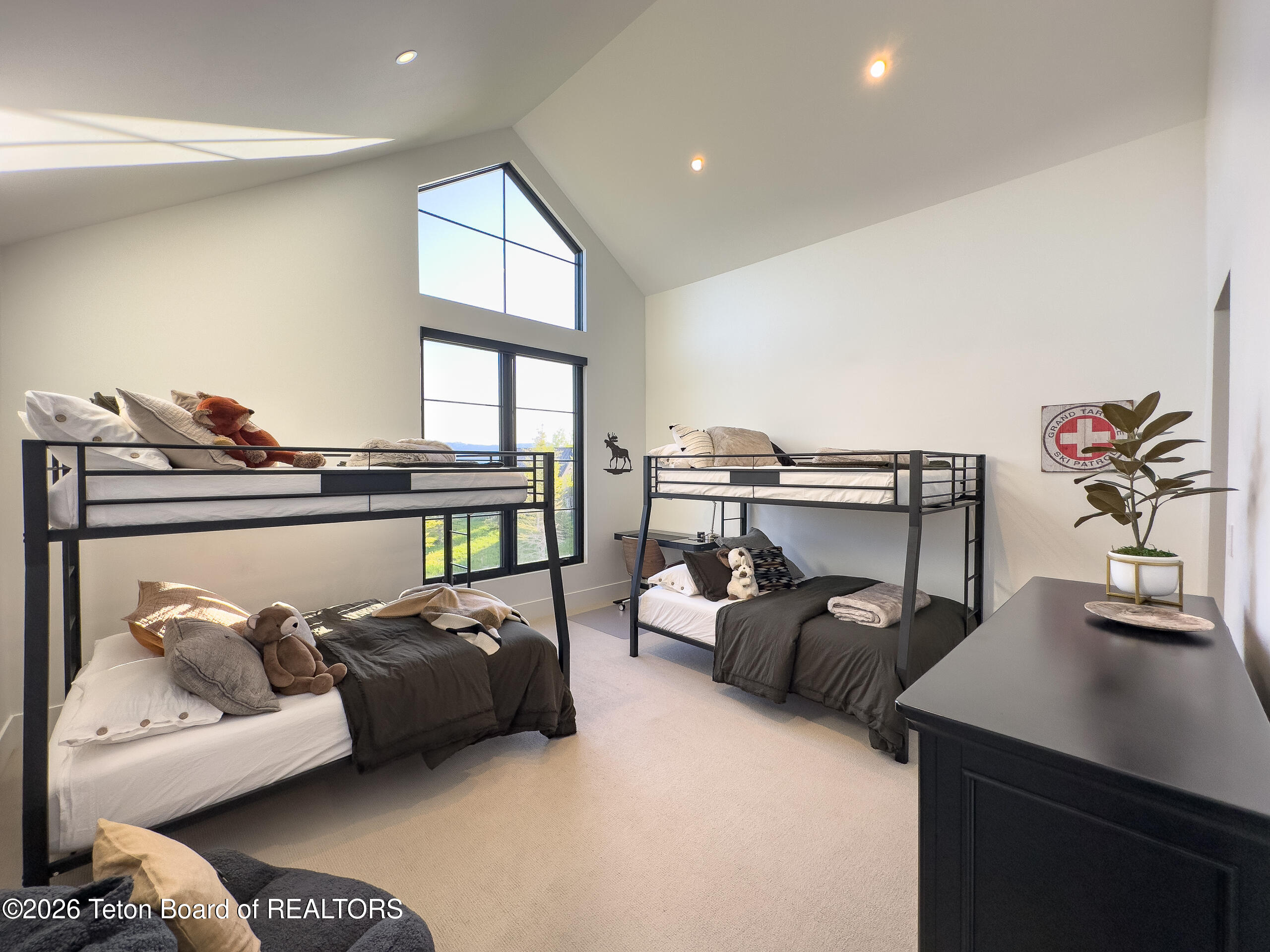 1055 MOURNING DOVE Court