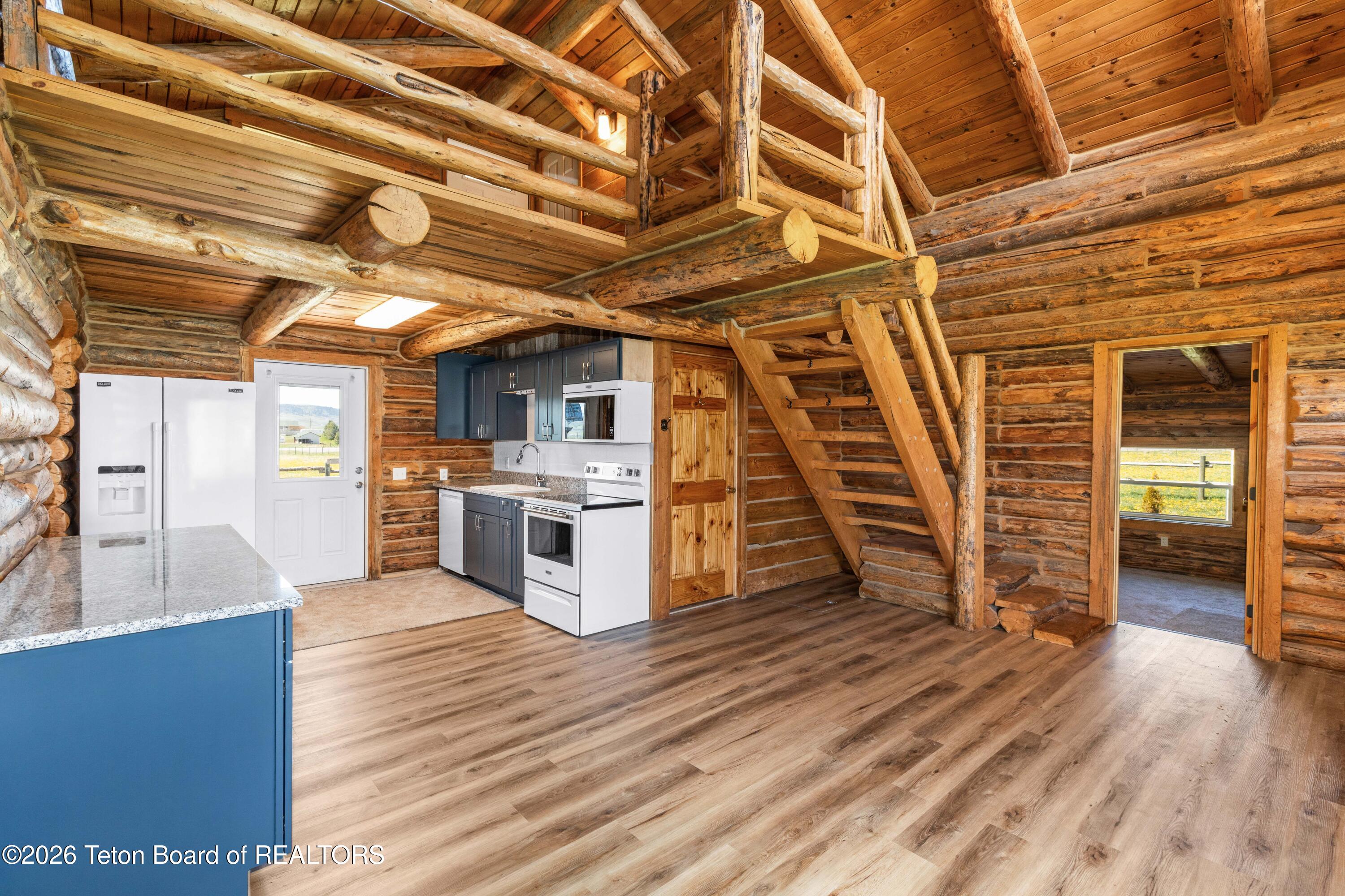 81 MEADOWLARK Lane