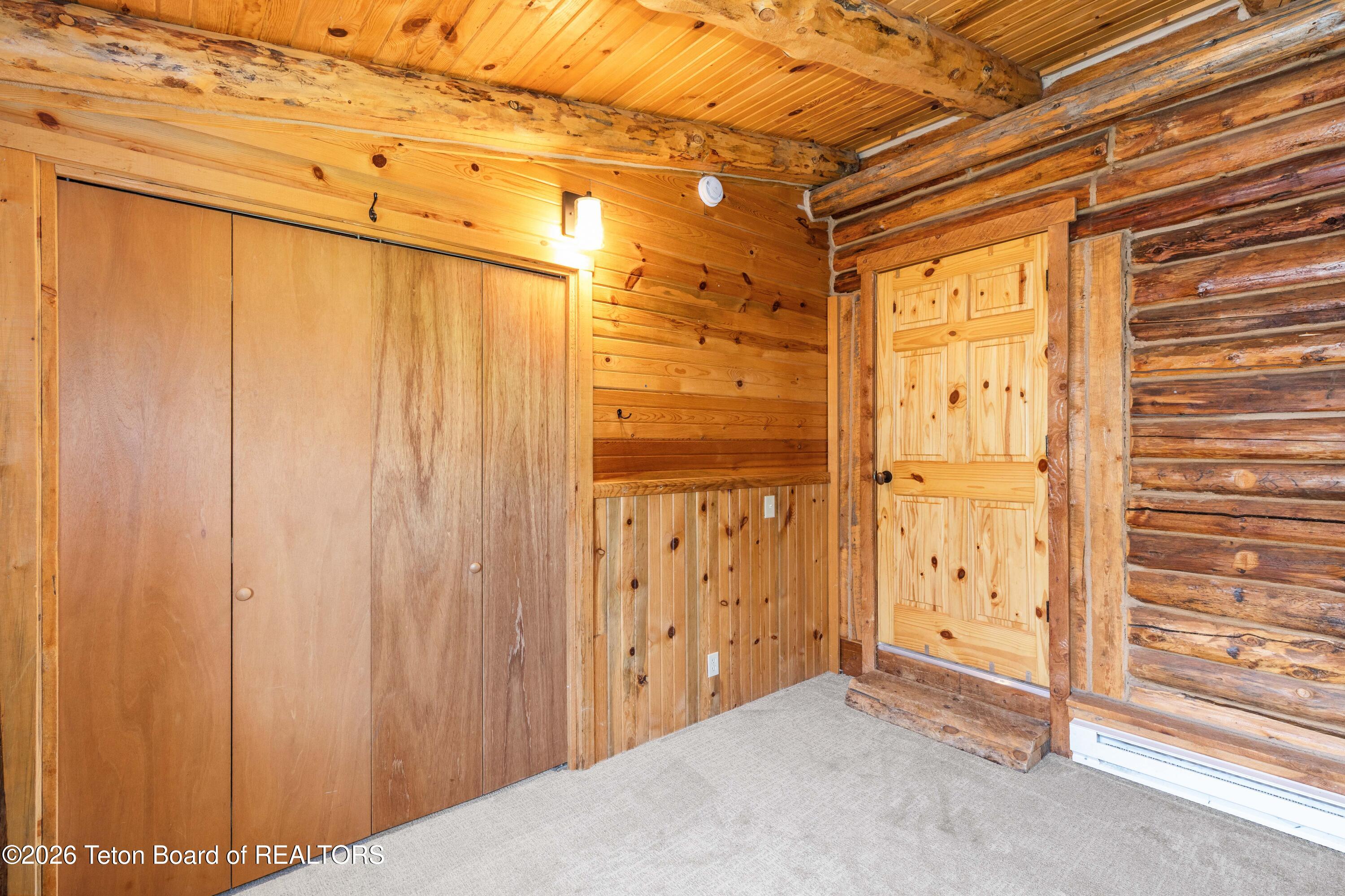 81 MEADOWLARK Lane