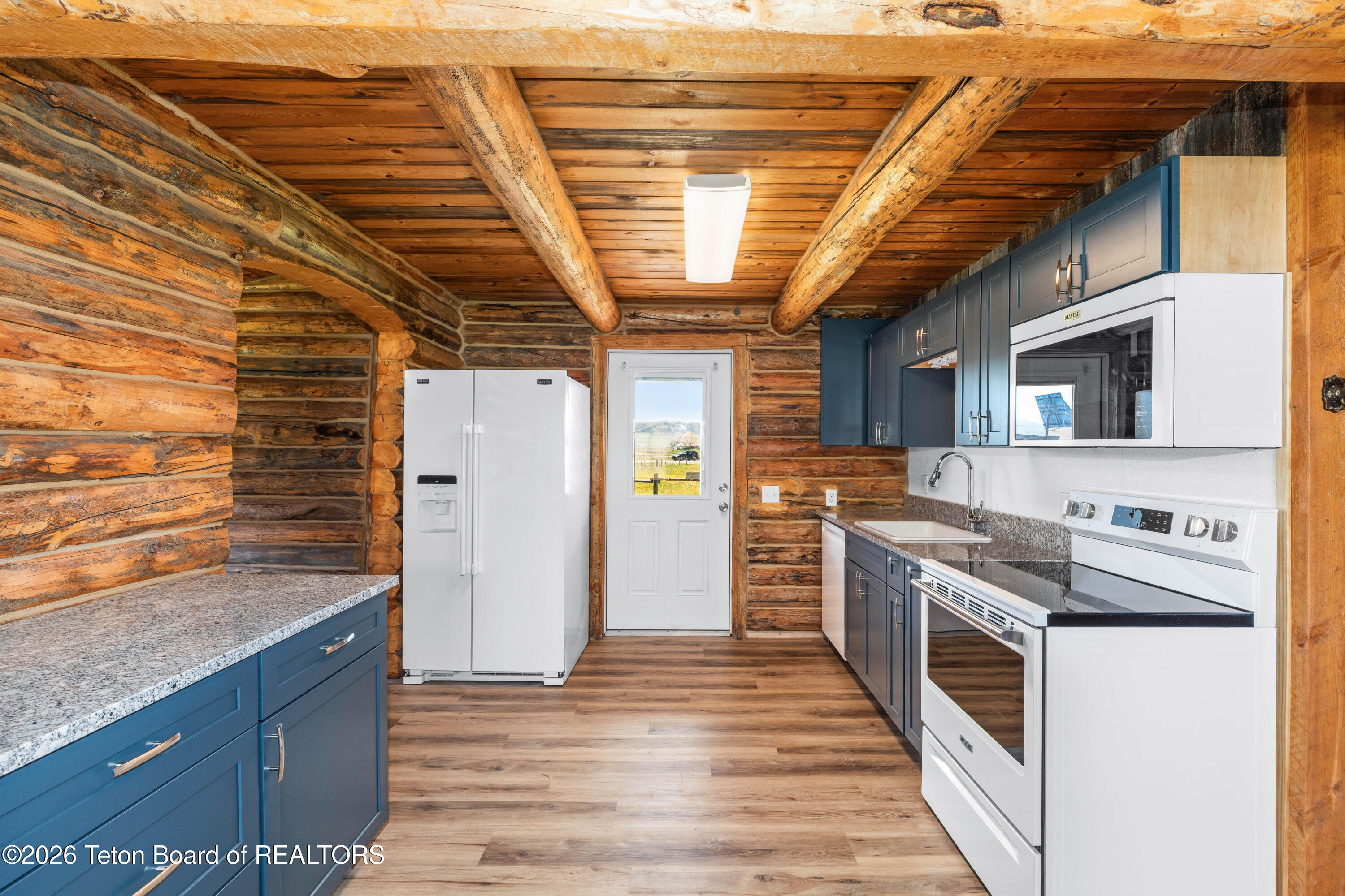 81 MEADOWLARK Lane